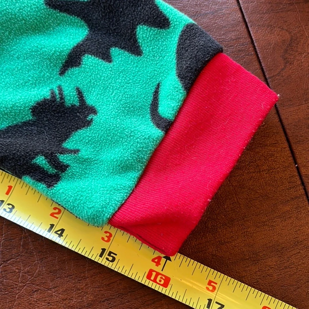 Carter’s | Kid’s Fleece Christmas Blanket Sleepers sz 14